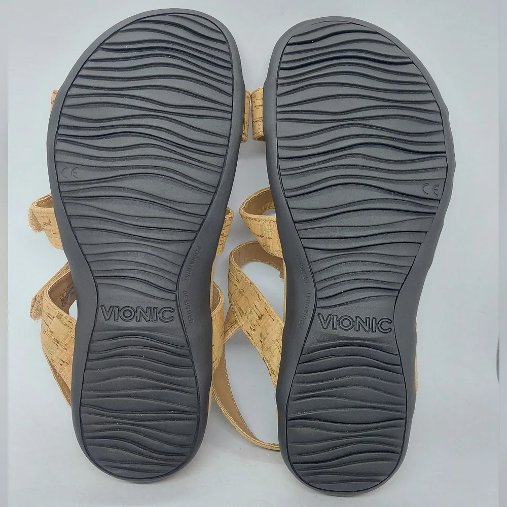 Vionic Amber Sandals Strappy Beige Cork Open Toe Casual Shoes Women's Size 8